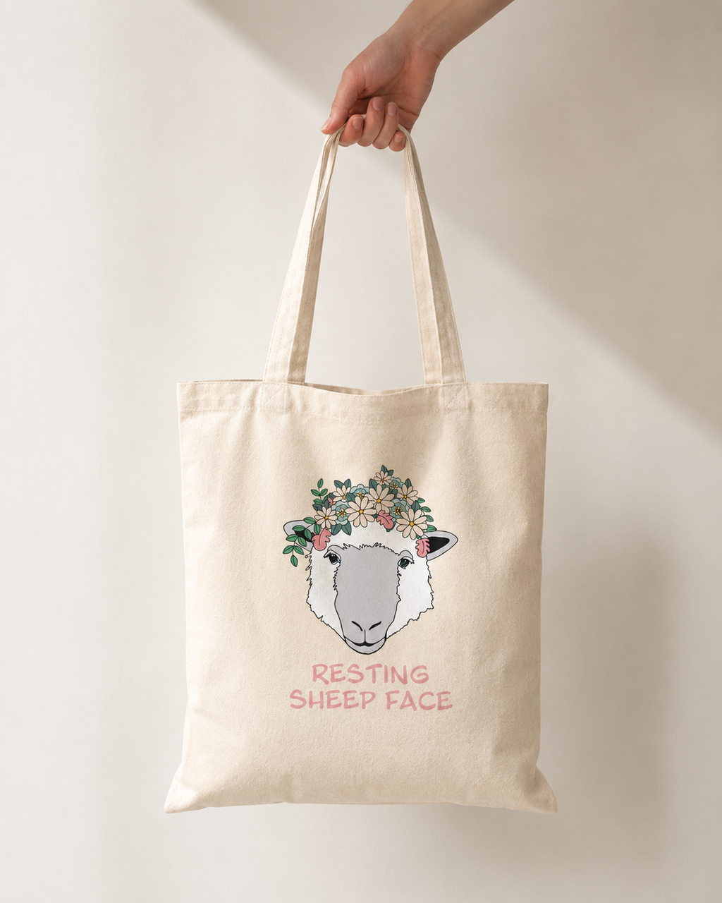 Tote bag resting sheep face
 
